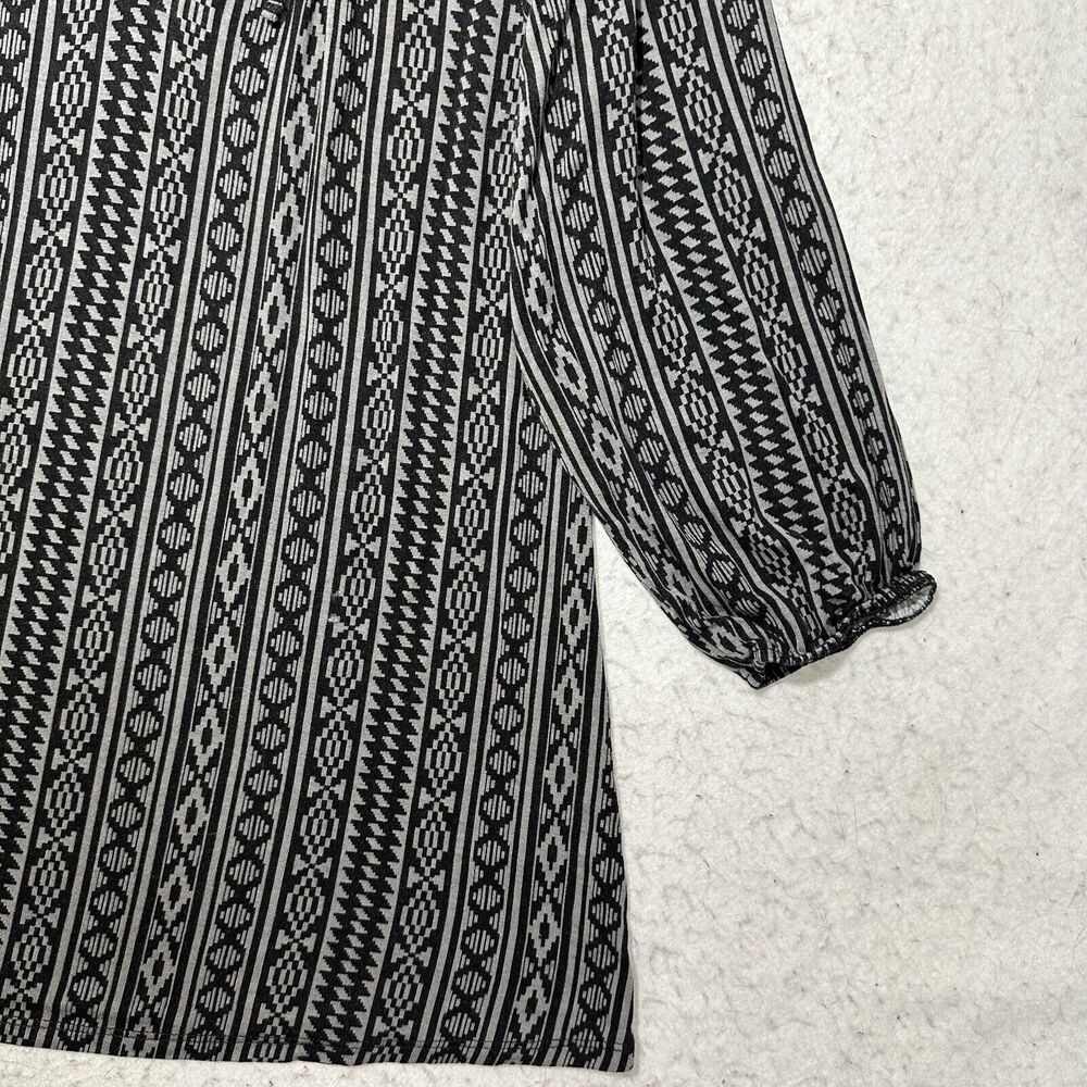 LuLaRoe Debra Women's Small 3/4 Sleeve Peasant Top Lightweight Blouse Gray Black - Picture 6 of 12